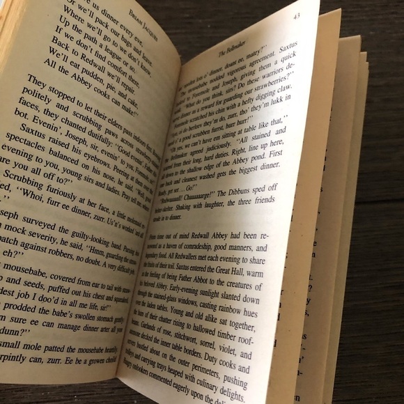 The Bellmaker (A Novel of Redwall) by: Brain Jacques hardback book - Picture 3 of 5